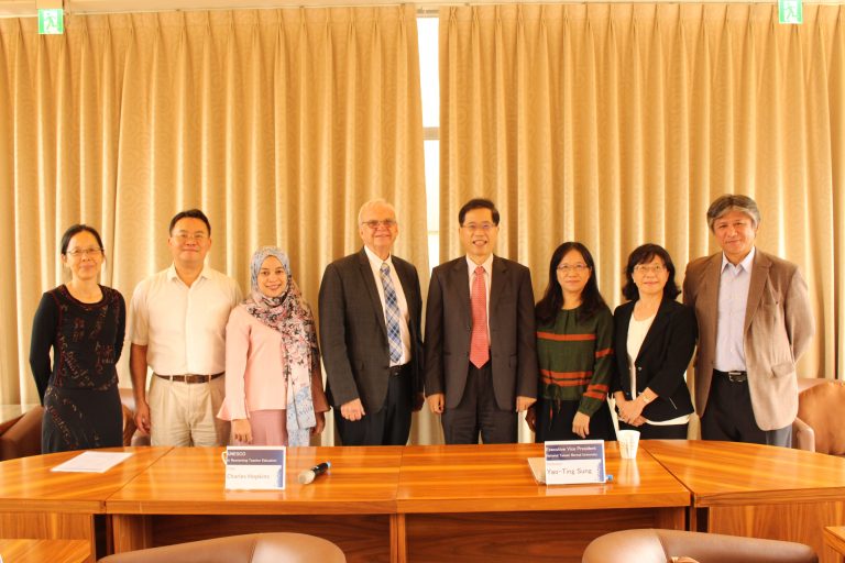 Dr. Hopkins and Dr.  Safitri Zen meet VP Sung and SDGs Committee at NTNU